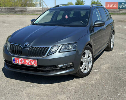 Серый Шкода Октавия, объемом двигателя 1.6 л и пробегом 171 тыс. км за 16200 $, фото 1 на Automoto.ua