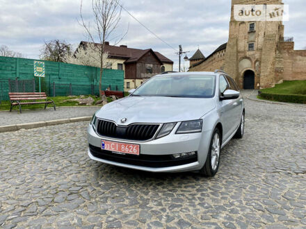 Сірий Шкода Октавія, об'ємом двигуна 2 л та пробігом 210 тис. км за 16200 $, фото 1 на Automoto.ua