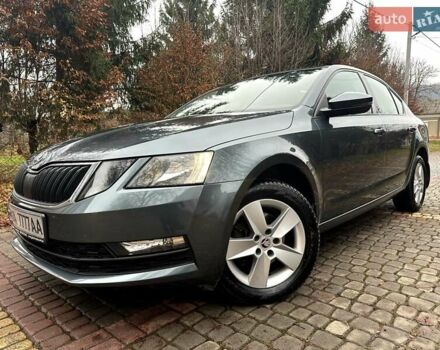 Сірий Шкода Октавія, об'ємом двигуна 2 л та пробігом 193 тис. км за 14999 $, фото 1 на Automoto.ua