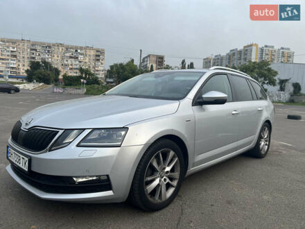 Шкода Октавія 2018 у Одесі на Automoto.ua Сірий Шкода Октавія, об'ємом двигуна 2 л та пробігом 190 тис. км за 17100 $, фото 1 на Automoto.ua
