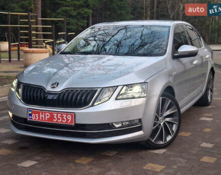 Серый Шкода Октавия, объемом двигателя 2 л и пробегом 241 тыс. км за 18499 $, фото 1 на Automoto.ua