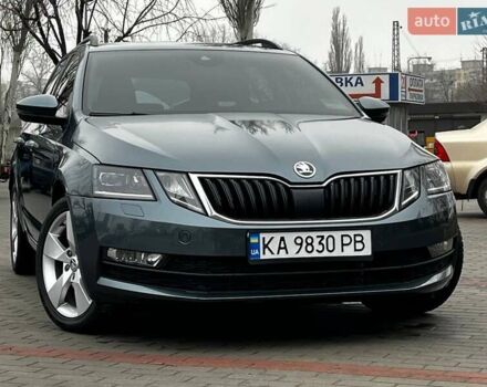 Серый Шкода Октавия, объемом двигателя 1.97 л и пробегом 288 тыс. км за 14600 $, фото 1 на Automoto.ua