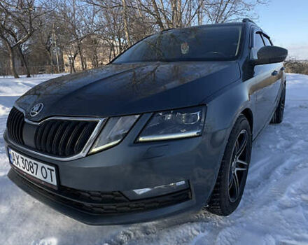 Серый Шкода Октавия, объемом двигателя 1.97 л и пробегом 223 тыс. км за 16300 $, фото 1 на Automoto.ua