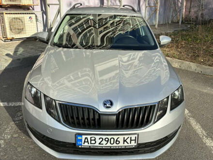 Сірий Шкода Октавія, об'ємом двигуна 1.6 л та пробігом 160 тис. км за 14000 $, фото 1 на Automoto.ua