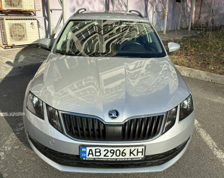 Серый Шкода Октавия, объемом двигателя 1.6 л и пробегом 160 тыс. км за 14000 $, фото 1 на Automoto.ua