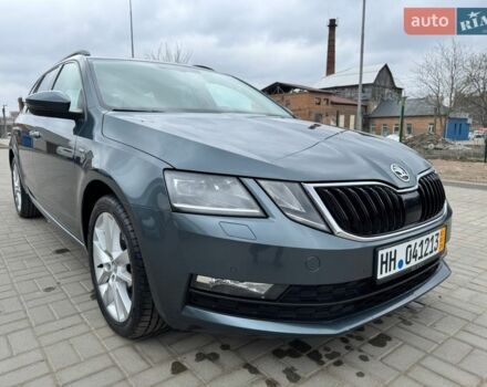 Серый Шкода Октавия, объемом двигателя 1.6 л и пробегом 256 тыс. км за 14300 $, фото 1 на Automoto.ua