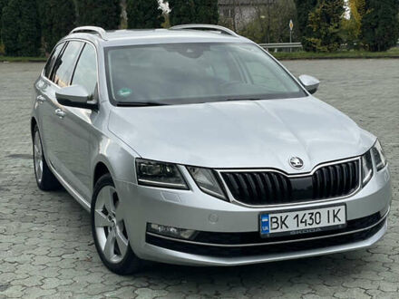 Шкода Октавия 2019 в Дубно на Automoto.ua Серый Шкода Октавия, объемом двигателя 2 л и пробегом 199 тыс. км за 15200 $, фото 1 на Automoto.ua