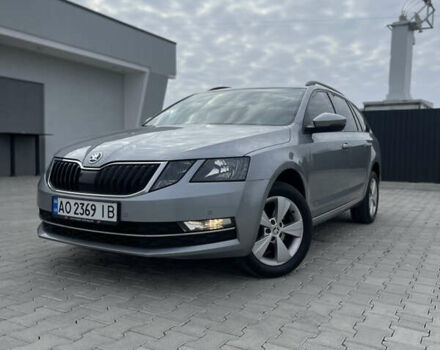 Серый Шкода Октавия, объемом двигателя 1.6 л и пробегом 240 тыс. км за 14300 $, фото 1 на Automoto.ua
