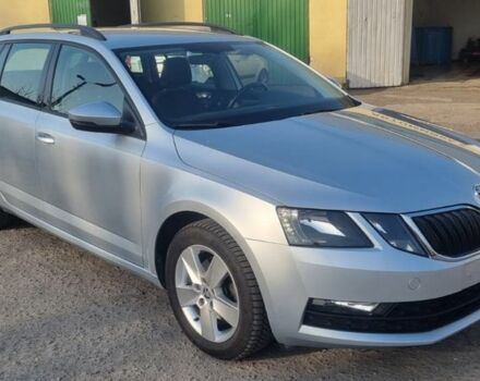 Серый Шкода Октавия, объемом двигателя 1.5 л и пробегом 128 тыс. км за 16000 $, фото 1 на Automoto.ua