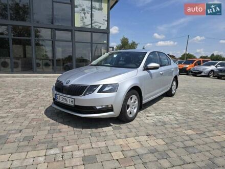 Шкода Октавия 2019 в Снятине на Automoto.ua Серый Шкода Октавия, объемом двигателя 1.6 л и пробегом 96 тыс. км за 13600 $, фото 1 на Automoto.ua