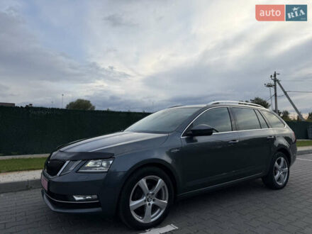 Шкода Октавия 2019 в Луцке на Automoto.ua Серый Шкода Октавия, объемом двигателя 1.97 л и пробегом 182 тыс. км за 18400 $, фото 1 на Automoto.ua