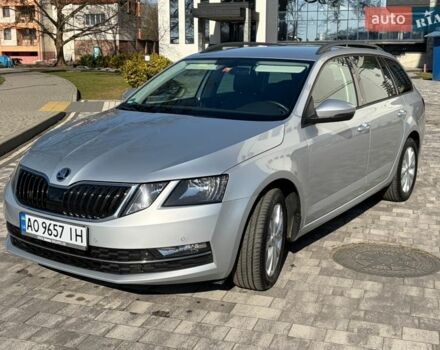 Серый Шкода Октавия, объемом двигателя 1.6 л и пробегом 215 тыс. км за 14800 $, фото 1 на Automoto.ua