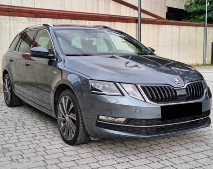 Сірий Шкода Октавія, об'ємом двигуна 2 л та пробігом 54 тис. км за 7500 $, фото 1 на Automoto.ua