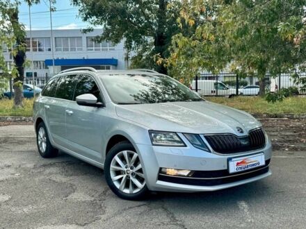 Шкода Октавія 2019 у Києві на Automoto.ua Сірий Шкода Октавія, об'ємом двигуна 1.6 л та пробігом 210 тис. км за 15990 $, фото 1 на Automoto.ua