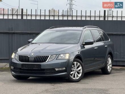 Шкода Октавия 2019 в Киеве на Automoto.ua Серый Шкода Октавия, объемом двигателя 1.6 л и пробегом 325 тыс. км за 15300 $, фото 1 на Automoto.ua