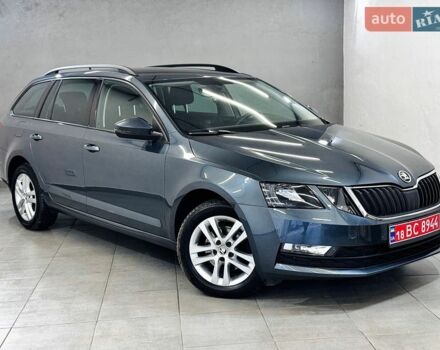 Серый Шкода Октавия, объемом двигателя 2 л и пробегом 226 тыс. км за 16000 $, фото 1 на Automoto.ua