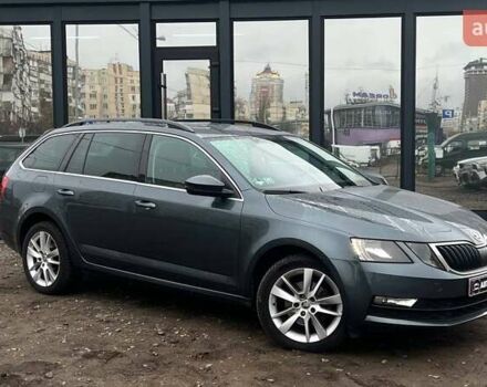Серый Шкода Октавия, объемом двигателя 1.5 л и пробегом 255 тыс. км за 14990 $, фото 1 на Automoto.ua