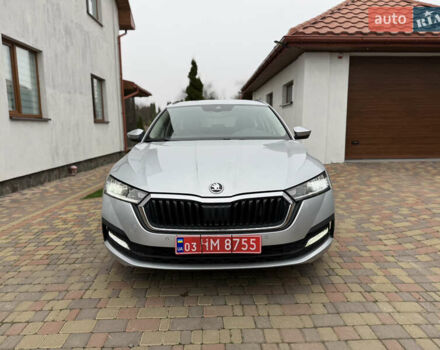 Серый Шкода Октавия, объемом двигателя 2 л и пробегом 247 тыс. км за 22222 $, фото 1 на Automoto.ua