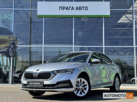 Шкода Октавия 2023 в Киеве на Automoto.ua Серый Шкода Октавия, объемом двигателя 2 л и пробегом 62 тыс. км за 28750 $, фото 1 на Automoto.ua