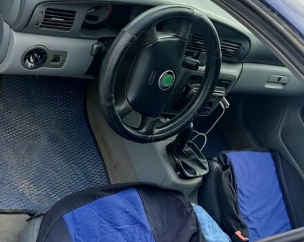 Синий Шкода Октавия, объемом двигателя 1.6 л и пробегом 375 тыс. км за 2500 $, фото 5 на Automoto.ua