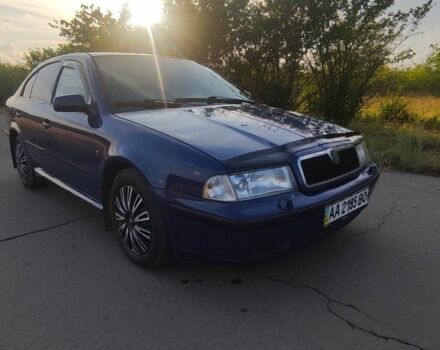 Синий Шкода Октавия, объемом двигателя 1.6 л и пробегом 270 тыс. км за 3700 $, фото 2 на Automoto.ua