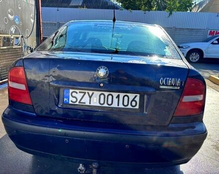 Синий Шкода Октавия, объемом двигателя 1.6 л и пробегом 289 тыс. км за 2100 $, фото 5 на Automoto.ua