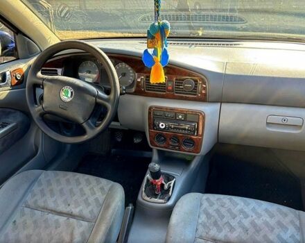 Синий Шкода Октавия, объемом двигателя 1.6 л и пробегом 289 тыс. км за 2100 $, фото 8 на Automoto.ua