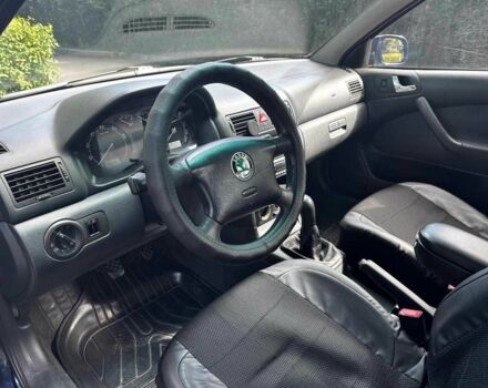 Синій Шкода Октавія, об'ємом двигуна 2 л та пробігом 222 тис. км за 3740 $, фото 8 на Automoto.ua