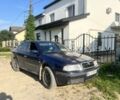 Синий Шкода Октавия, объемом двигателя 1.6 л и пробегом 450 тыс. км за 2300 $, фото 1 на Automoto.ua