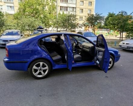 Синій Шкода Октавія, об'ємом двигуна 1.6 л та пробігом 350 тис. км за 4000 $, фото 5 на Automoto.ua