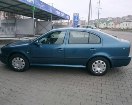 Синий Шкода Октавия, объемом двигателя 1.6 л и пробегом 415 тыс. км за 3900 $, фото 2 на Automoto.ua