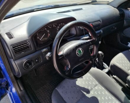 Синій Шкода Октавія, об'ємом двигуна 1.6 л та пробігом 350 тис. км за 4000 $, фото 10 на Automoto.ua