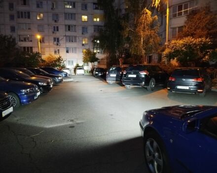 Синій Шкода Октавія, об'ємом двигуна 1.6 л та пробігом 350 тис. км за 4000 $, фото 1 на Automoto.ua