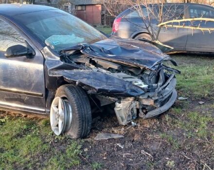 Синий Шкода Октавия, объемом двигателя 1.9 л и пробегом 350 тыс. км за 1500 $, фото 5 на Automoto.ua