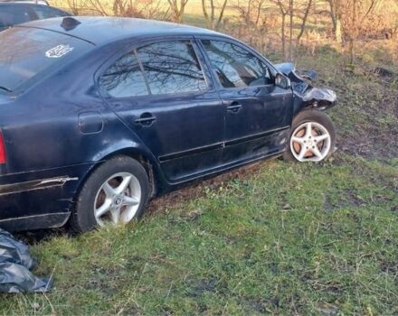 Синий Шкода Октавия, объемом двигателя 1.9 л и пробегом 350 тыс. км за 1500 $, фото 3 на Automoto.ua