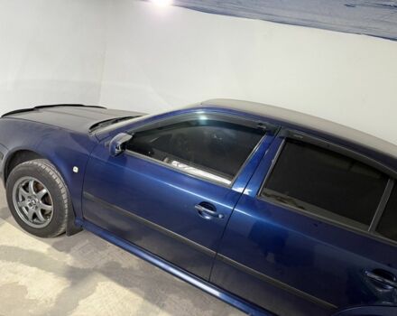 Синий Шкода Октавия, объемом двигателя 1.6 л и пробегом 308 тыс. км за 4300 $, фото 1 на Automoto.ua