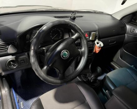 Синий Шкода Октавия, объемом двигателя 1.6 л и пробегом 308 тыс. км за 4300 $, фото 3 на Automoto.ua