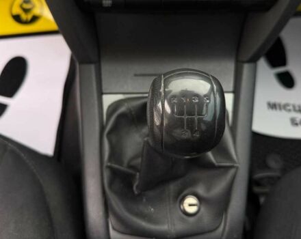 Синій Шкода Октавія, об'ємом двигуна 1.6 л та пробігом 253 тис. км за 8500 $, фото 19 на Automoto.ua