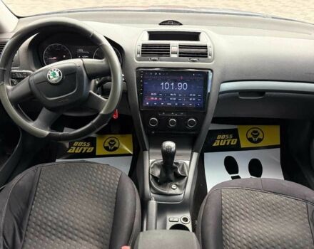 Синій Шкода Октавія, об'ємом двигуна 1.6 л та пробігом 253 тис. км за 8500 $, фото 8 на Automoto.ua