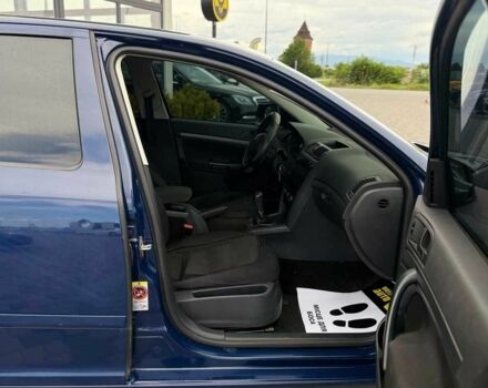 Синій Шкода Октавія, об'ємом двигуна 1.6 л та пробігом 253 тис. км за 8500 $, фото 11 на Automoto.ua