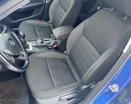 Синий Шкода Октавия, объемом двигателя 1.8 л и пробегом 148 тыс. км за 12500 $, фото 5 на Automoto.ua