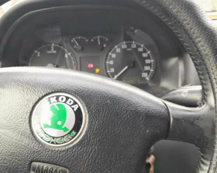 Синий Шкода Октавия, объемом двигателя 1.9 л и пробегом 400 тыс. км за 4000 $, фото 6 на Automoto.ua