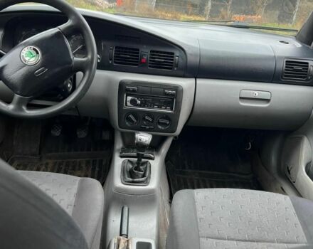 Синий Шкода Октавия, объемом двигателя 2 л и пробегом 300 тыс. км за 1800 $, фото 7 на Automoto.ua