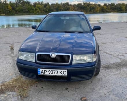 Синий Шкода Октавия, объемом двигателя 1.6 л и пробегом 325 тыс. км за 3100 $, фото 4 на Automoto.ua