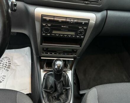 Синий Шкода Октавия, объемом двигателя 1.8 л и пробегом 264 тыс. км за 5000 $, фото 5 на Automoto.ua