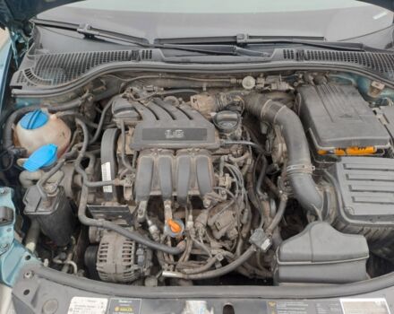 Синий Шкода Октавия, объемом двигателя 0 л и пробегом 290 тыс. км за 4750 $, фото 5 на Automoto.ua