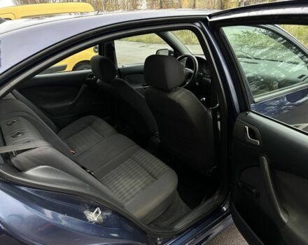 Синий Шкода Октавия, объемом двигателя 1.6 л и пробегом 252 тыс. км за 2200 $, фото 12 на Automoto.ua