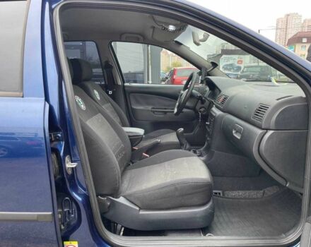 Синий Шкода Октавия, объемом двигателя 1.6 л и пробегом 289 тыс. км за 4990 $, фото 10 на Automoto.ua