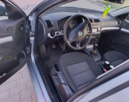 Синій Шкода Октавія, об'ємом двигуна 1.9 л та пробігом 359 тис. км за 2750 $, фото 6 на Automoto.ua