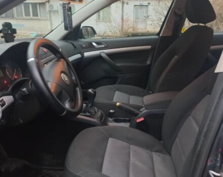 Синий Шкода Октавия, объемом двигателя 2 л и пробегом 273 тыс. км за 3800 $, фото 6 на Automoto.ua